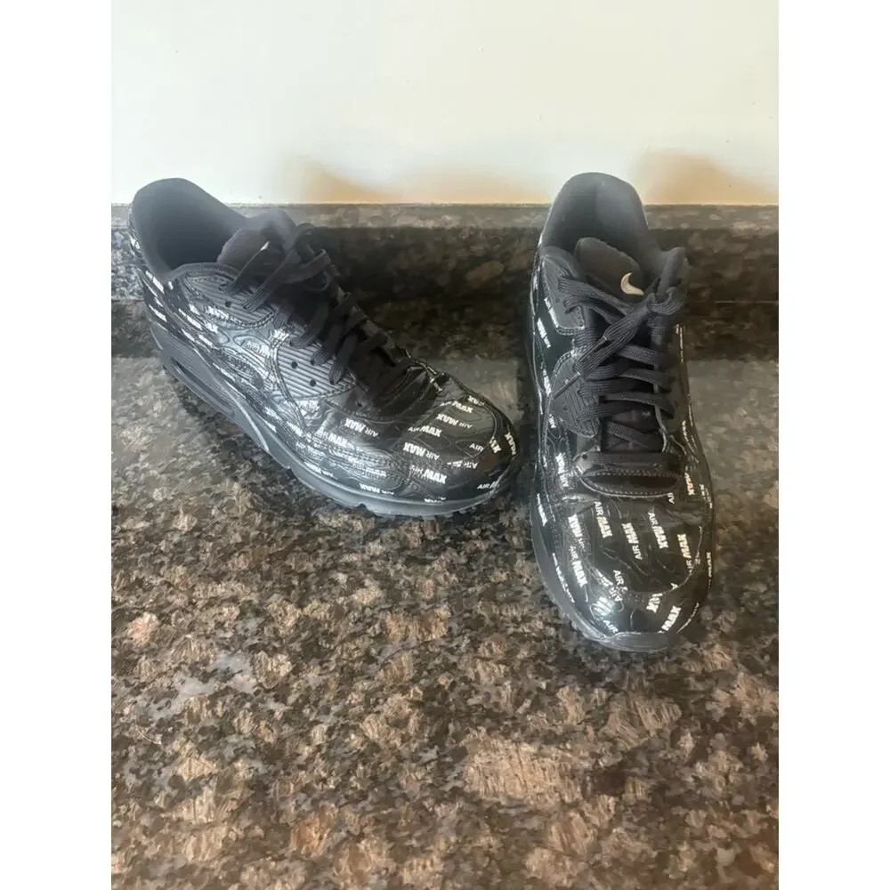 Nike men’s air max 90 just do it black all over logo